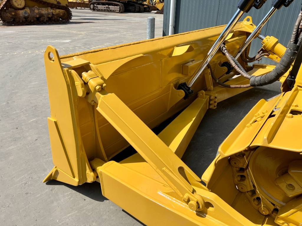 CAT D6 LGP with CE