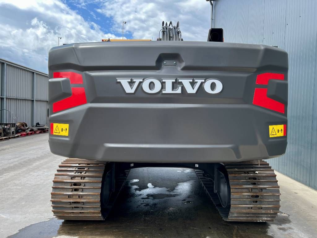 Volvo EC210