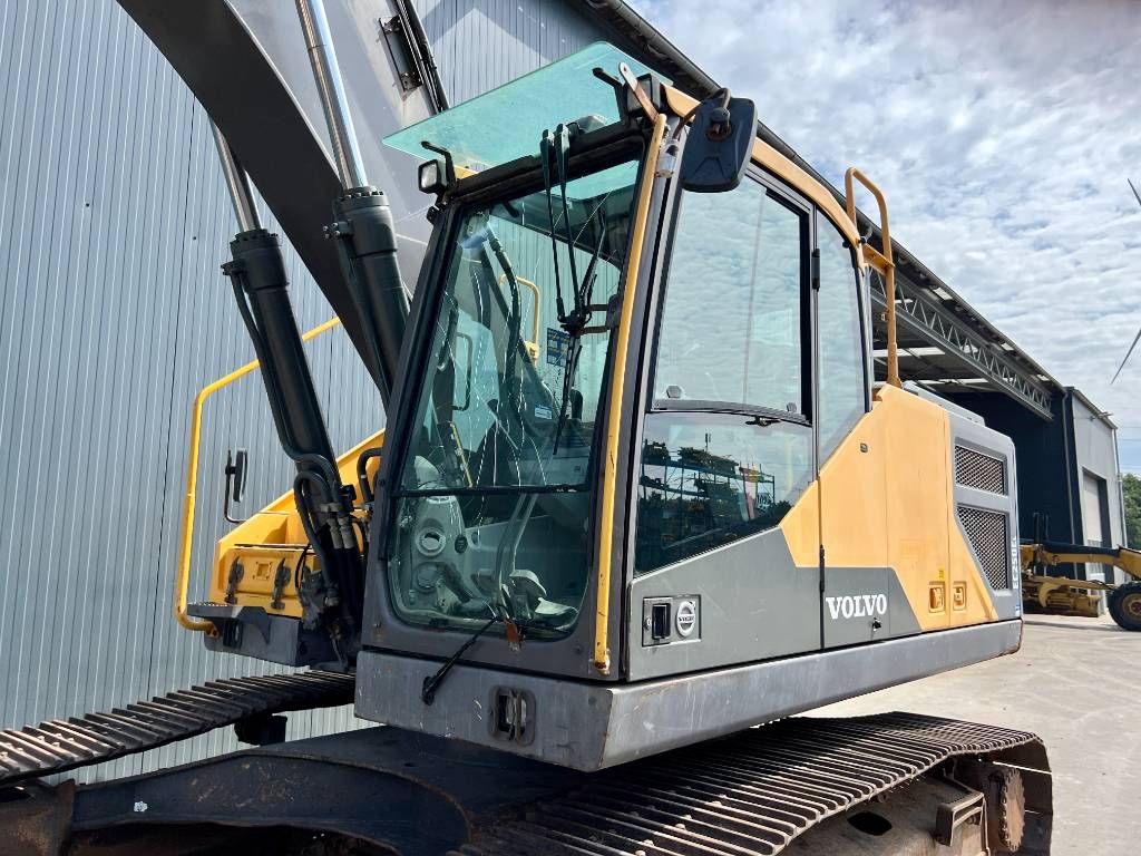 Volvo EC250E L