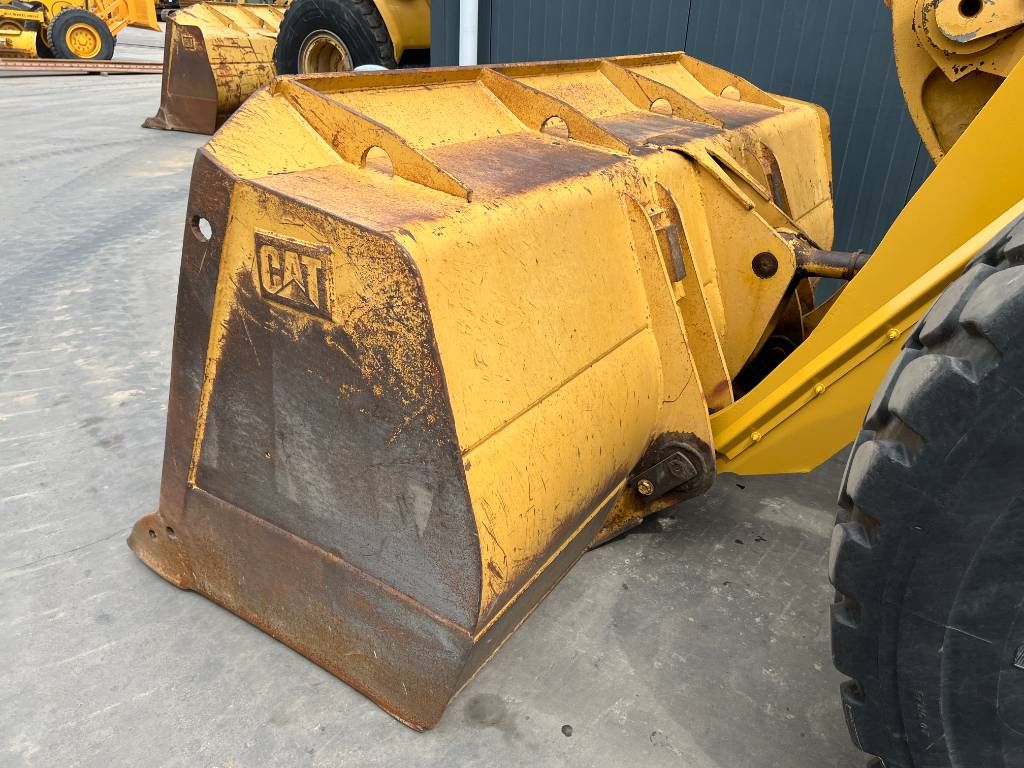CAT 938G