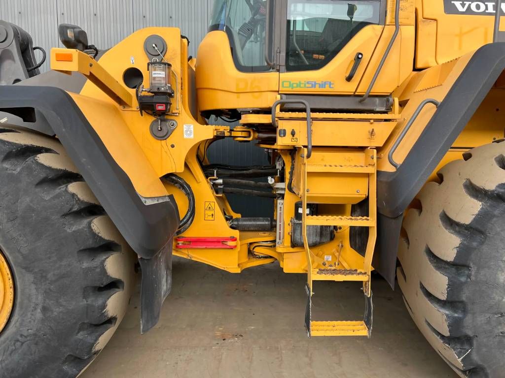 Volvo L220H