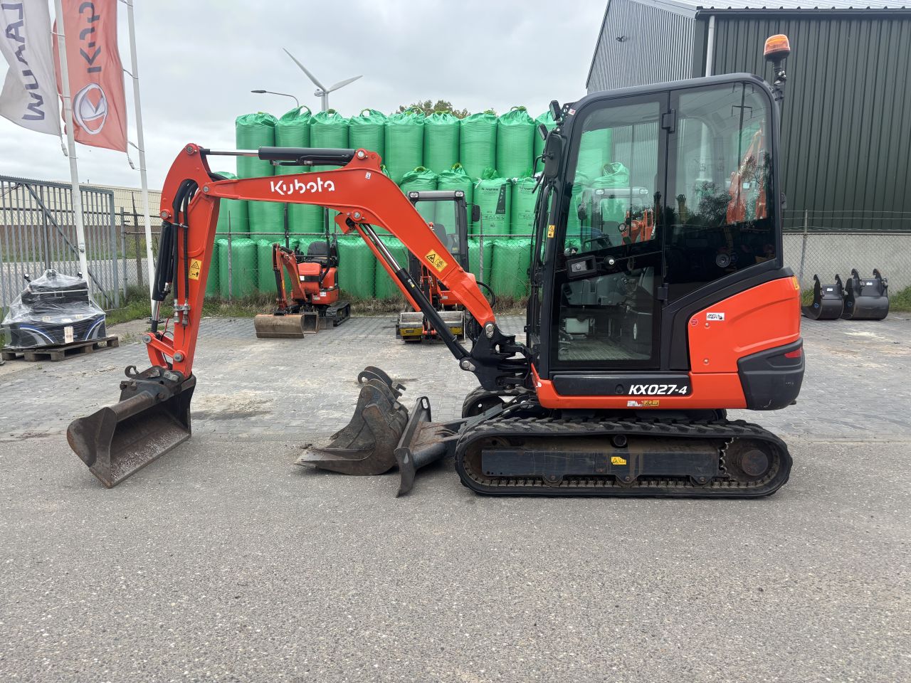 Kubota KX027-4