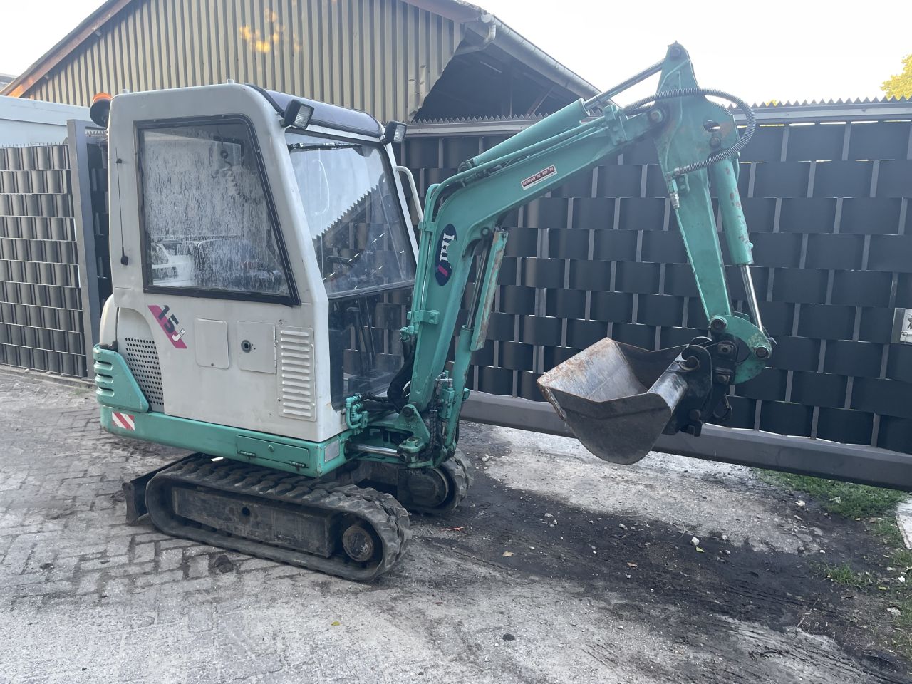 Graafmachine ihi 15J kubota bobcat hitachi yanmar