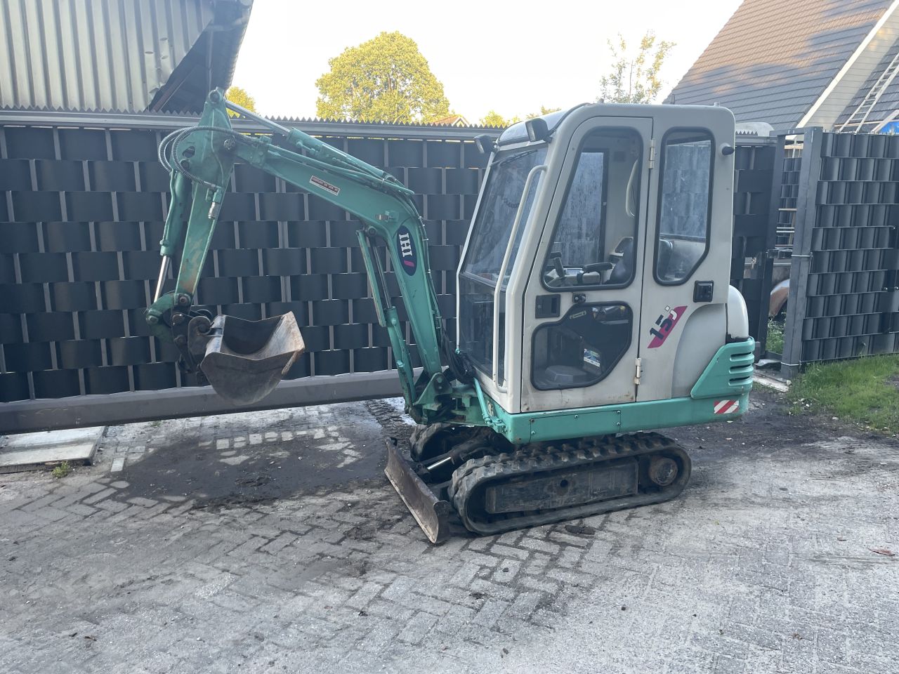 Graafmachine ihi 15J kubota bobcat hitachi yanmar