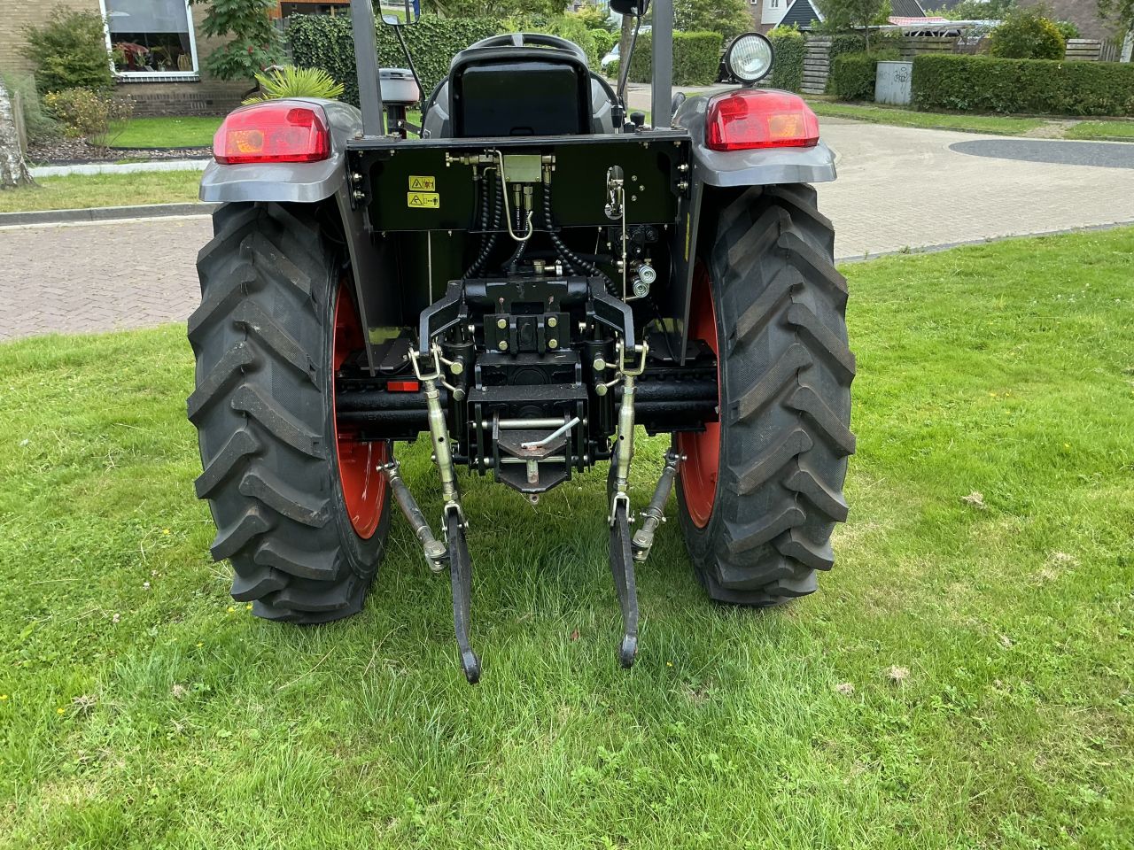 Tractor trekker
