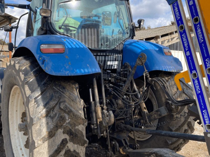 New Holland T7030 POWER COMMAND