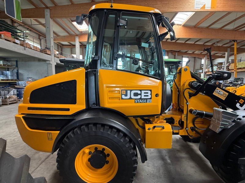JCB 409