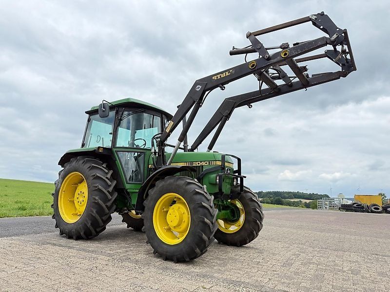 John Deere 2040 Allrad mit Frontlader