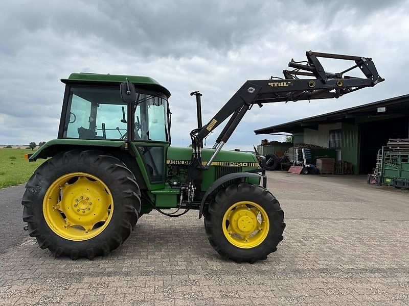 John Deere 2040 Allrad mit Frontlader