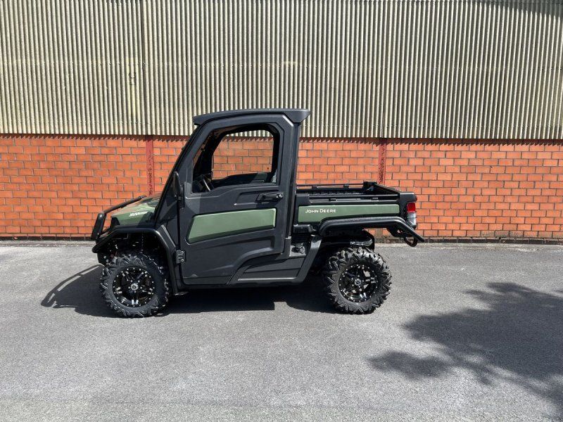 John Deere GATOR XUV 835M