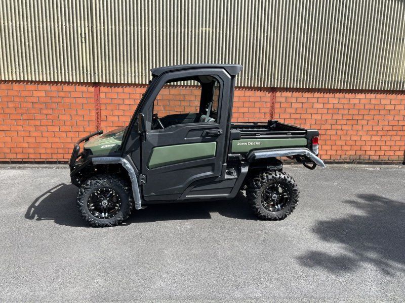 John Deere GATOR XUV 835M