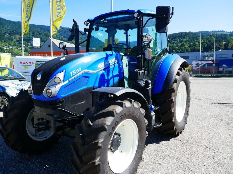 New Holland T5.90 Dual Command