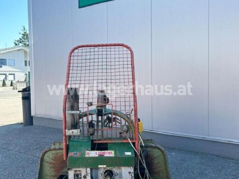Holzknecht HS 305