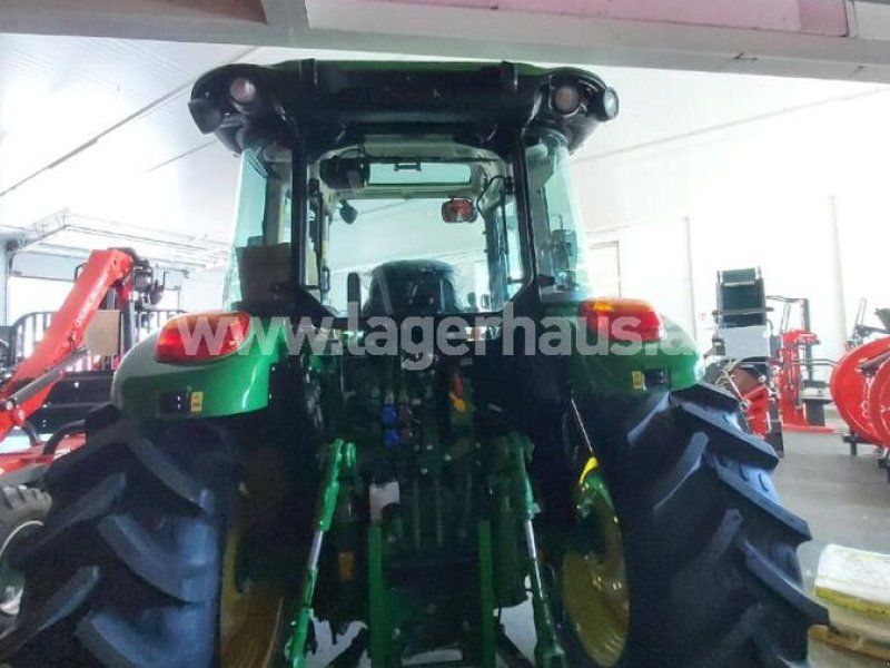John Deere 5090 M