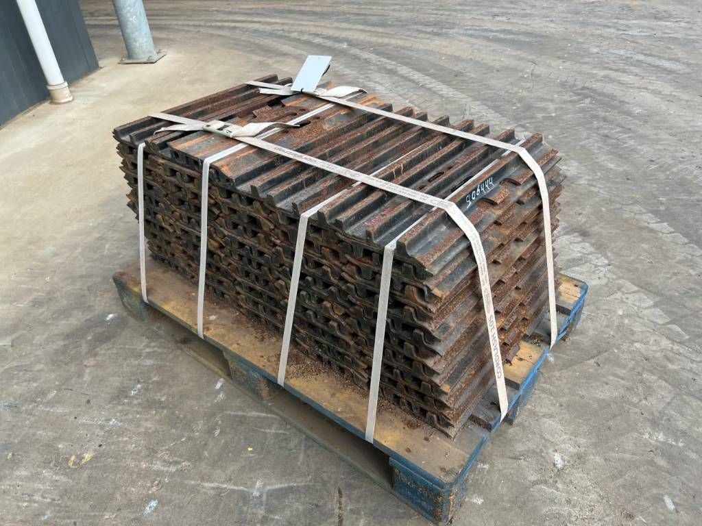 CAT 320D / 323D 3 Grouser 600mm