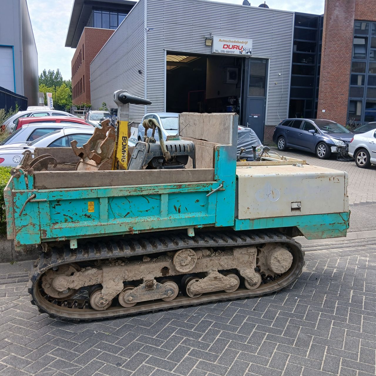 IHI IC 30 en Wacker Neuson DW20 Rups/Wieldumper