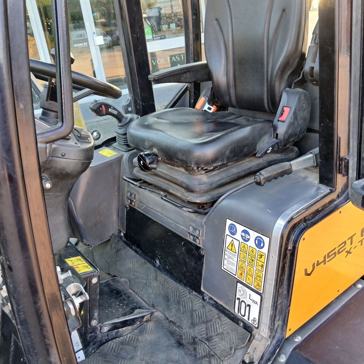 Giant V452HD Xtra.