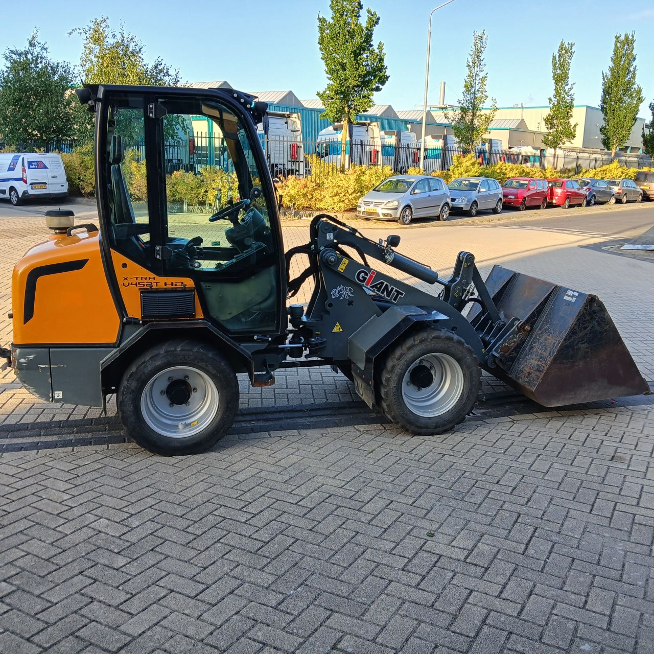 Giant V452HD Xtra.