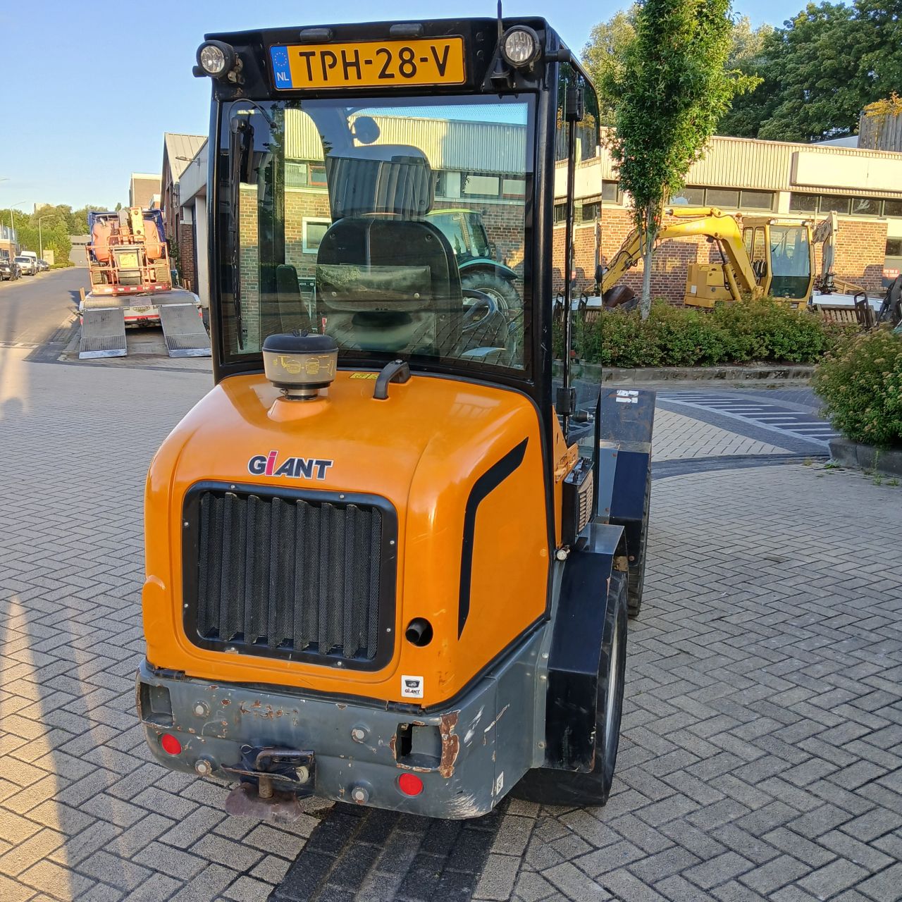 Giant V452HD Xtra.