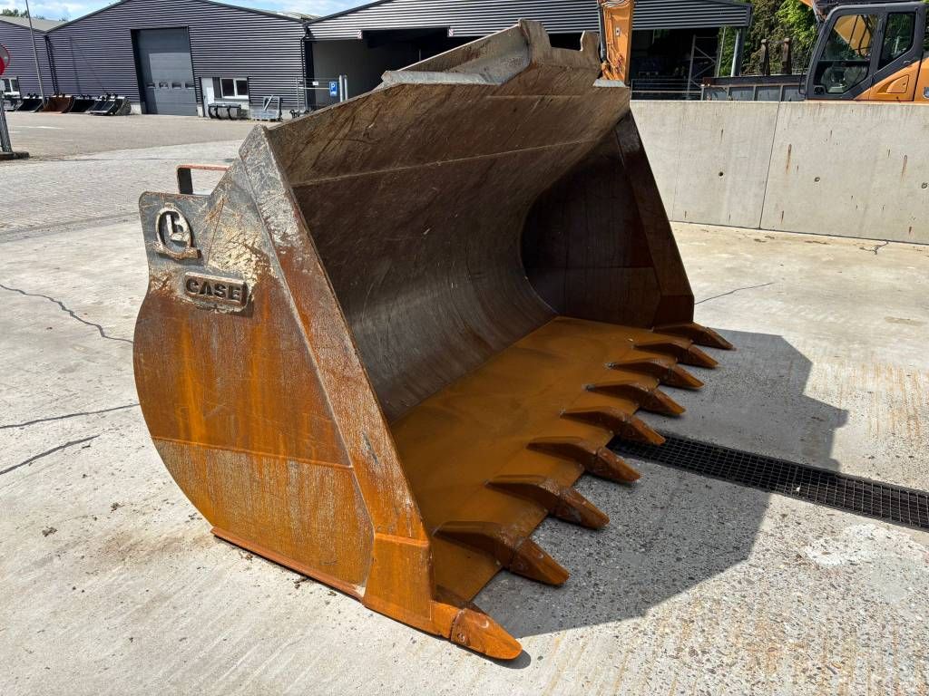 CNH Loading bucket 1021G