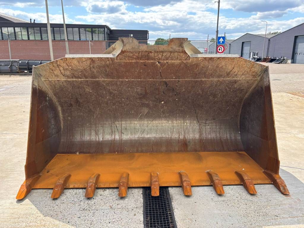 CNH Loading bucket 1021G