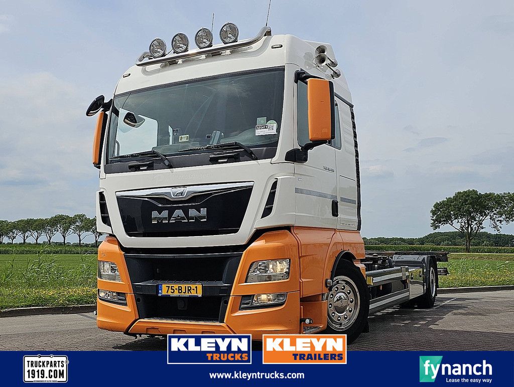 M.A.N. 18.400 TGX xlx 4x2 2t lift int.