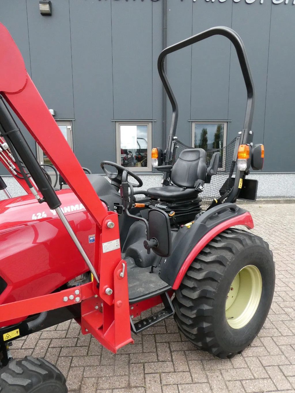 Yanmar SA424 4wd HST / 00171 Draaiuren / Voorlader / Margetrekker