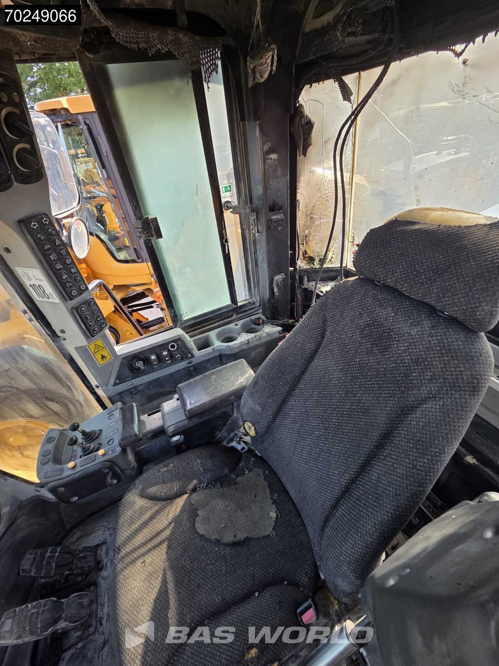 CAT 966 K FIRE DAMAGE - OPERABLE