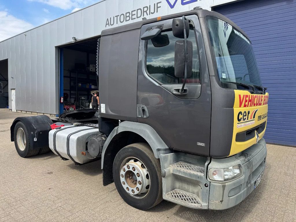Renault Premium 340 **POMPE MECANIQUE-MANUAL PUMP**