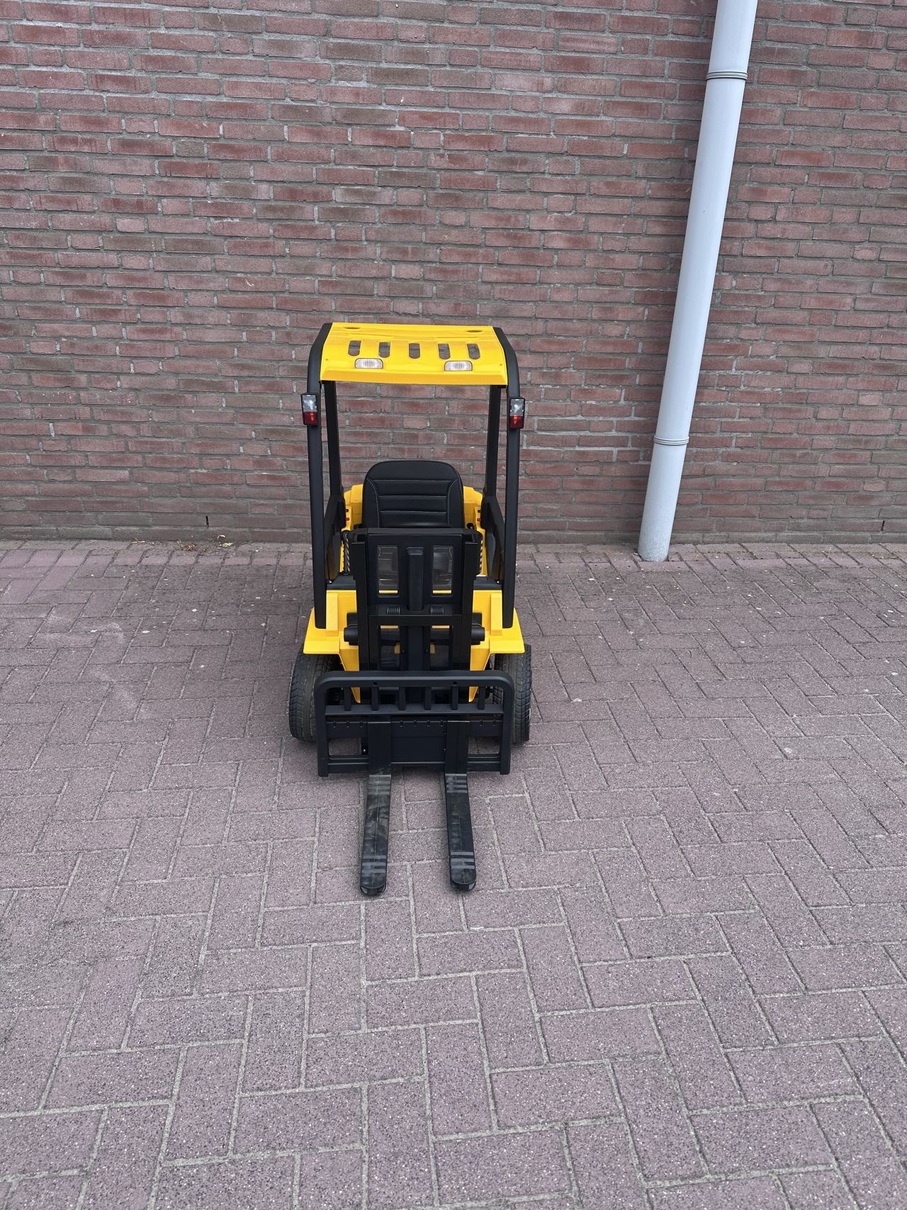 ZOMER ACTIE Gratis elektrische kinder heftruck!