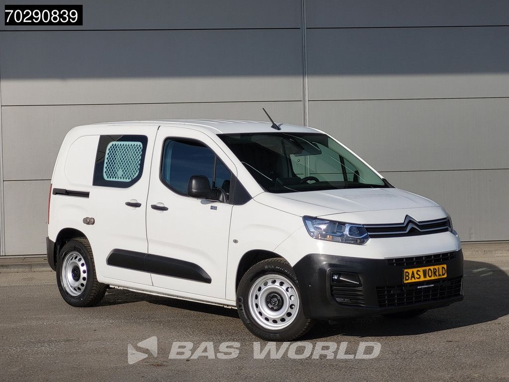 Opel Combo 110PK L1H1 Benzine Emissievrije Euro6 Automaat Navi Airco Cruise Parkeersensoren L1 3m3 A/C Cruise control