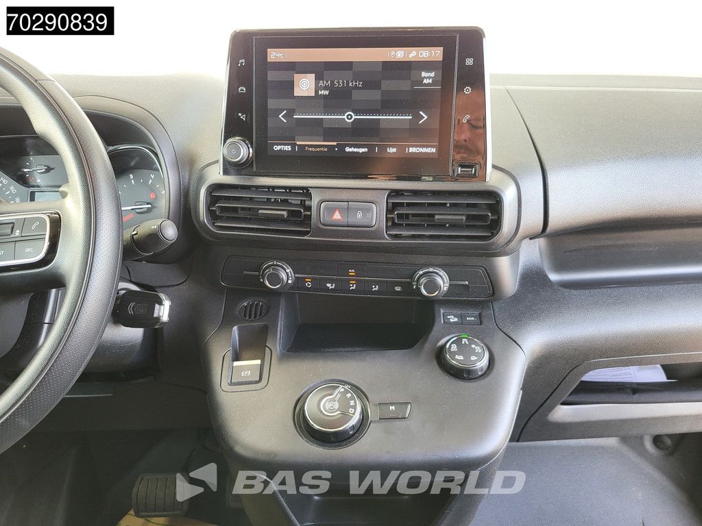Opel Combo 110PK L1H1 Benzine Emissievrije Euro6 Automaat Navi Airco Cruise Parkeersensoren L1 3m3 A/C Cruise control
