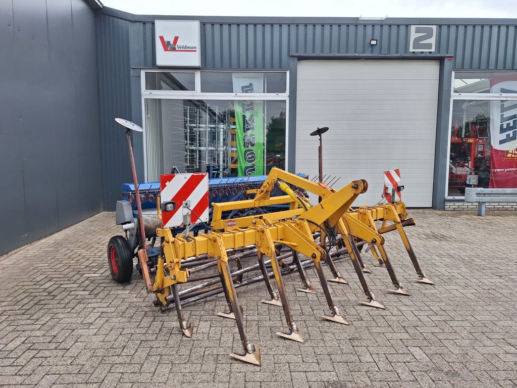 Rumptstad CULTIVATOR + FIONA ZAAIMACHINE