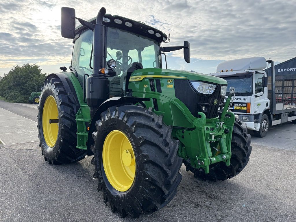 John Deere 6R150