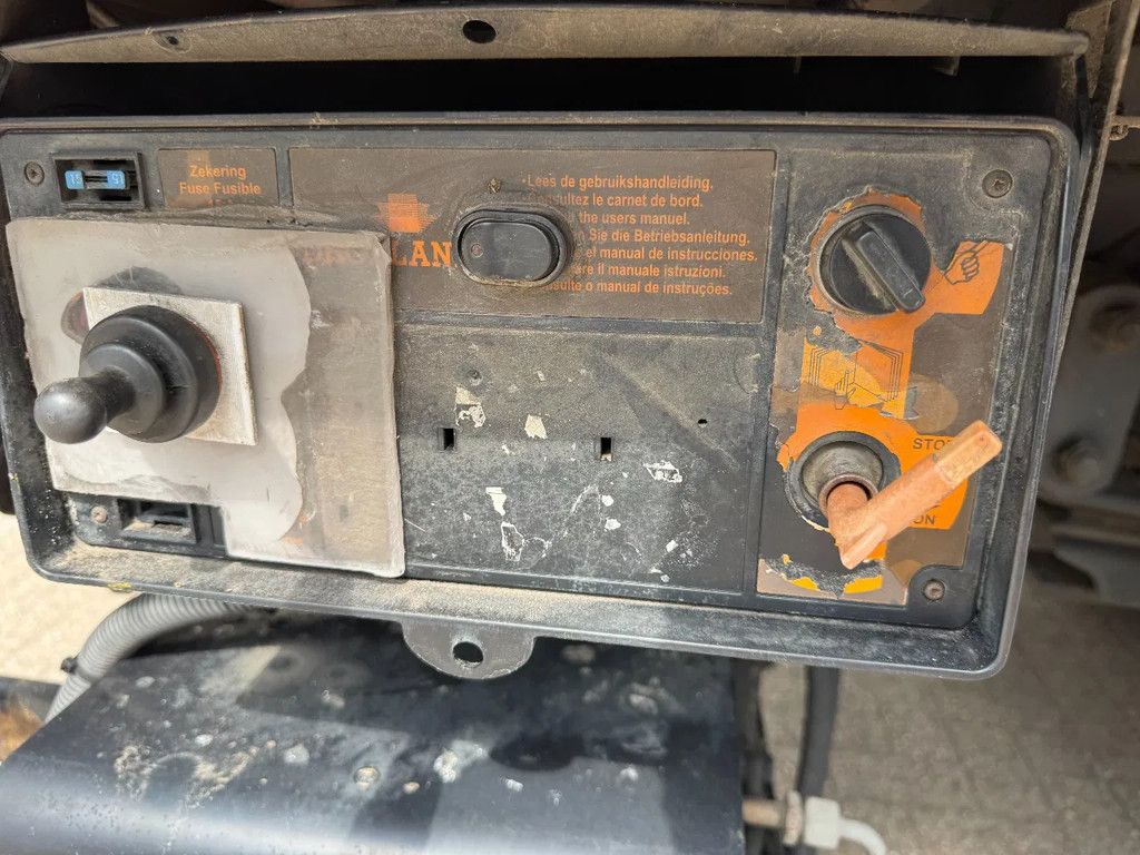 Mercedes-Benz Atego 1218 **FULL STEEL-SUSPENSION LAMES**
