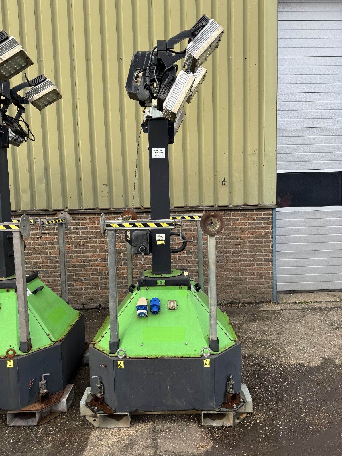 Mobiele verplaatsbare LED lichtmast 10 meter 230V koppelbaar