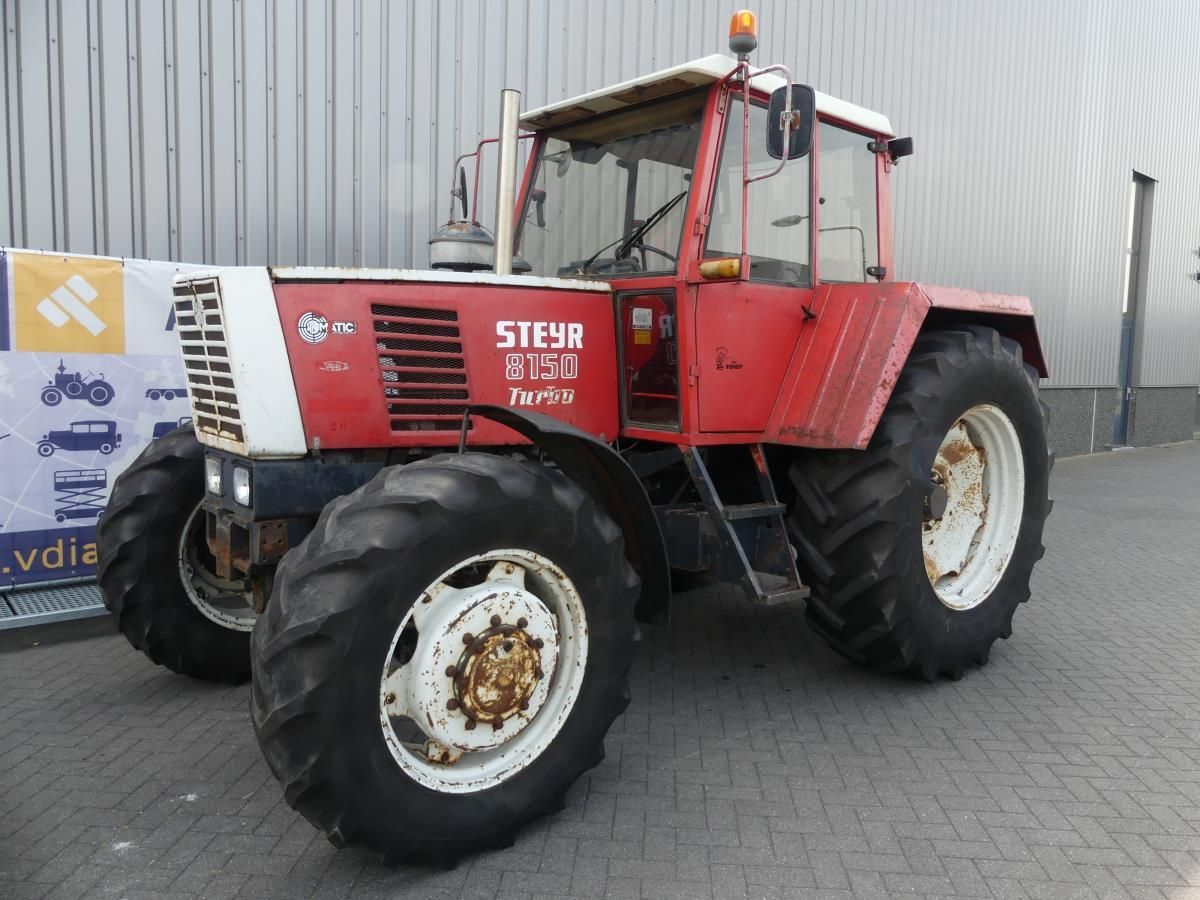 Steyr 8150 4WD