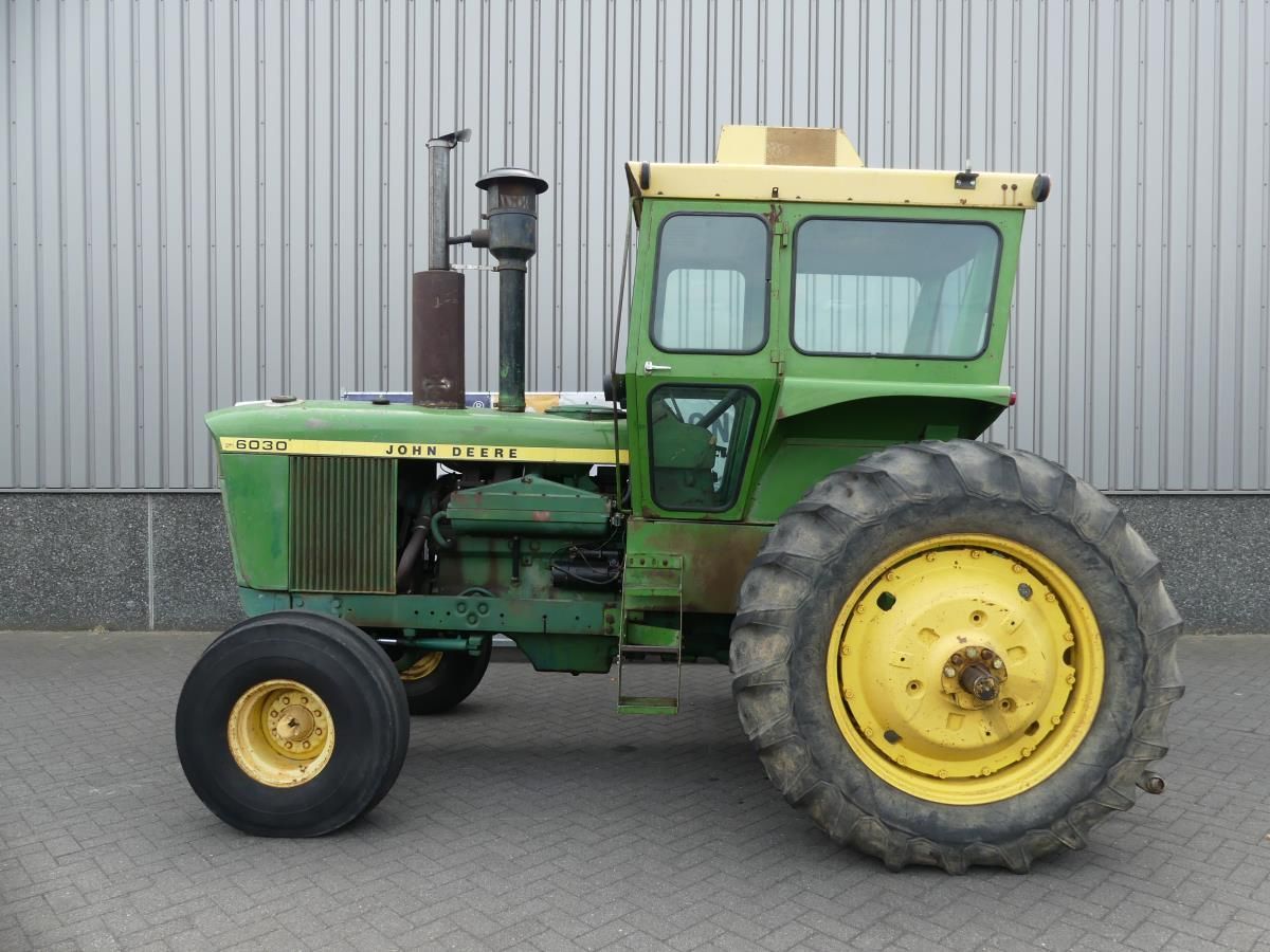 John Deere 6030