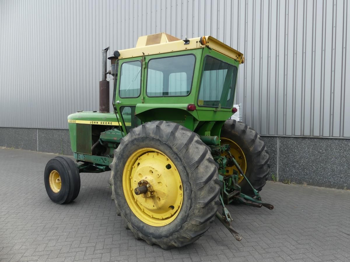 John Deere 6030