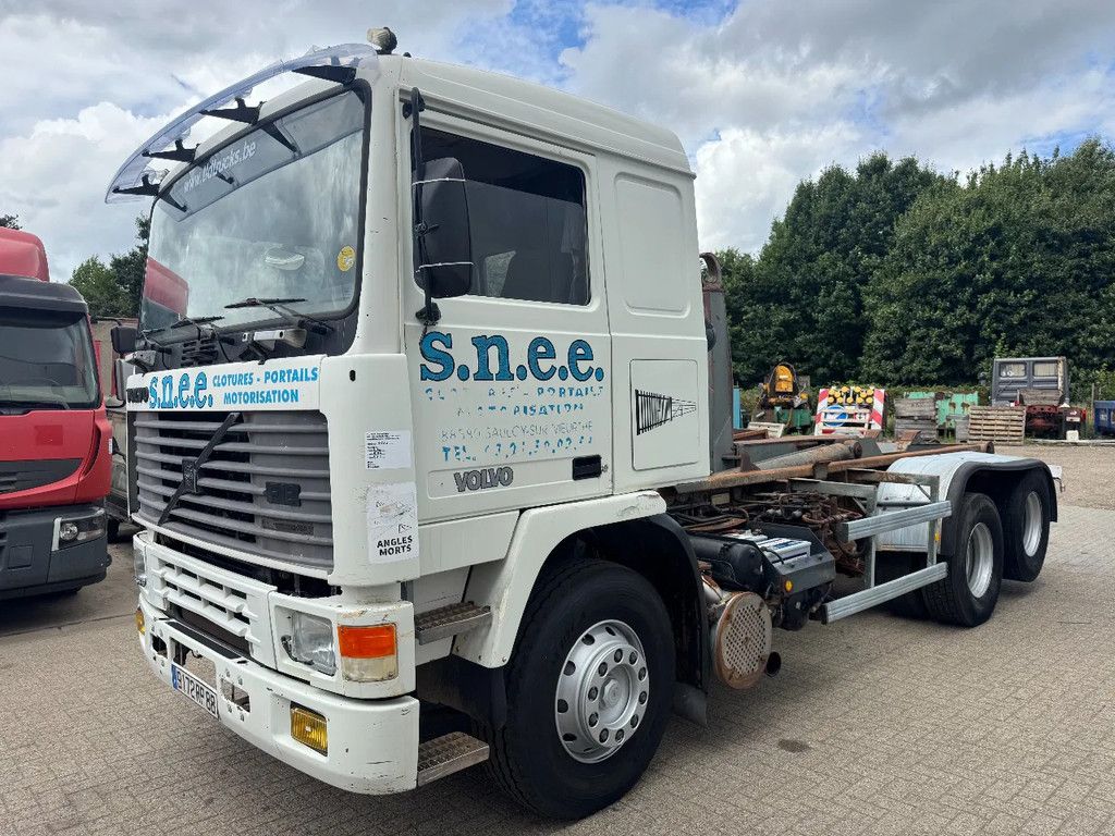 Volvo F 12 **10TYRE-FULL STEEL SUSPENSION**