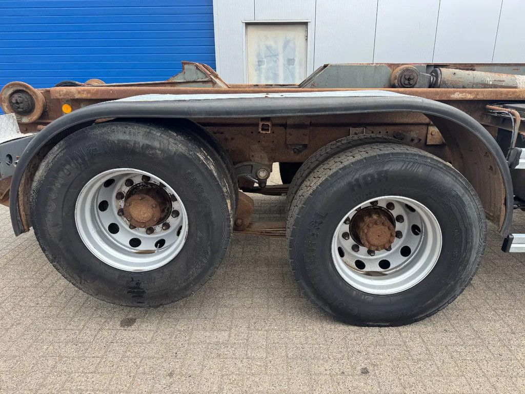 Volvo F 12 **10TYRE-FULL STEEL SUSPENSION**
