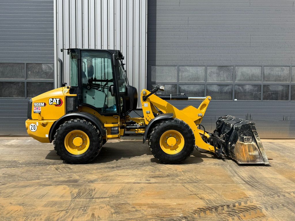 Caterpillar 908M CE + EPA