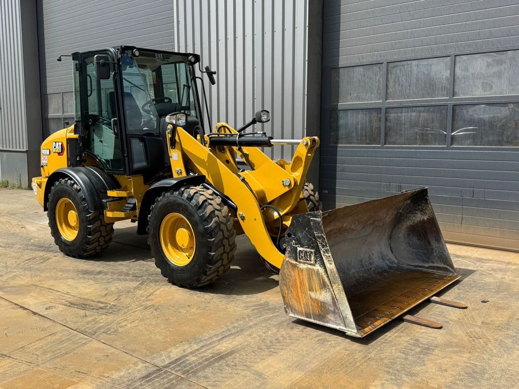 Caterpillar 908M CE + EPA
