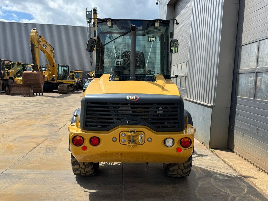 Caterpillar 908M CE + EPA