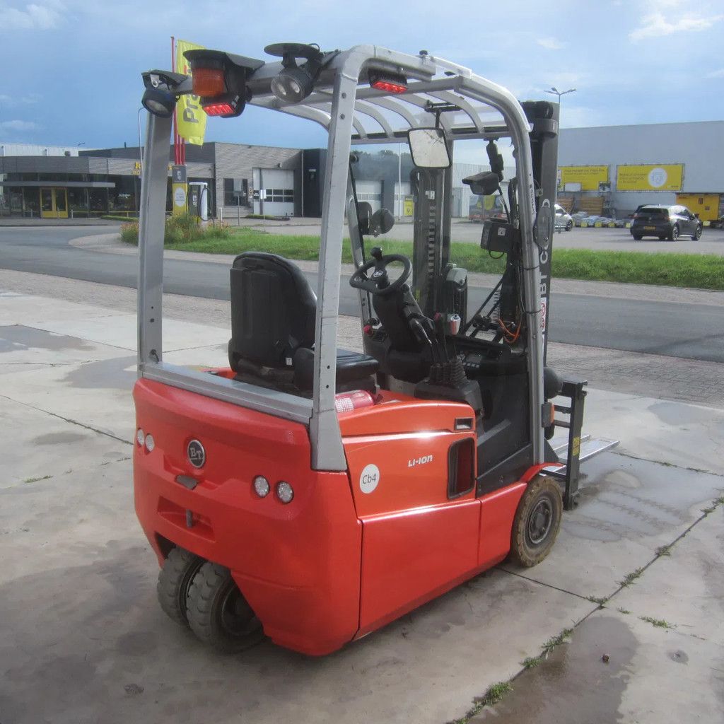 Toyota C3E160, elektrisch, duplomast, side shift Litium-Ion battery.
