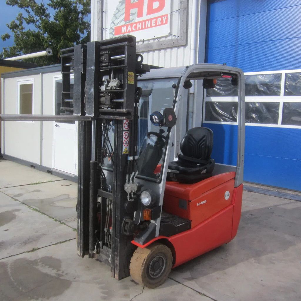 Toyota C3E160, elektrisch, duplomast, side shift Litium-Ion battery.