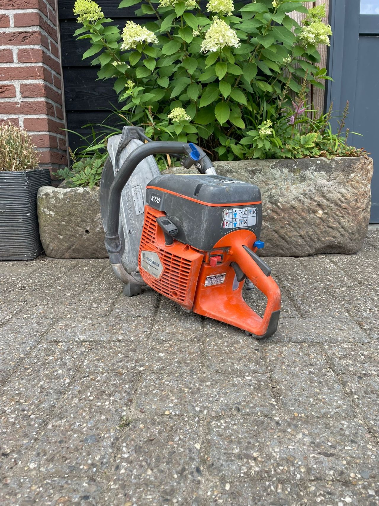 Husqvarna K770 doorslijper