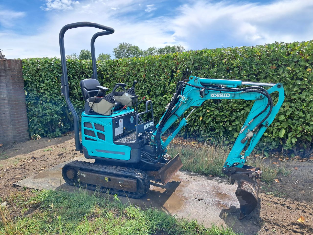 Minigraver Kobelco SK10SR ( Bj 2016 ) Sloop-sorteer / Minikraan