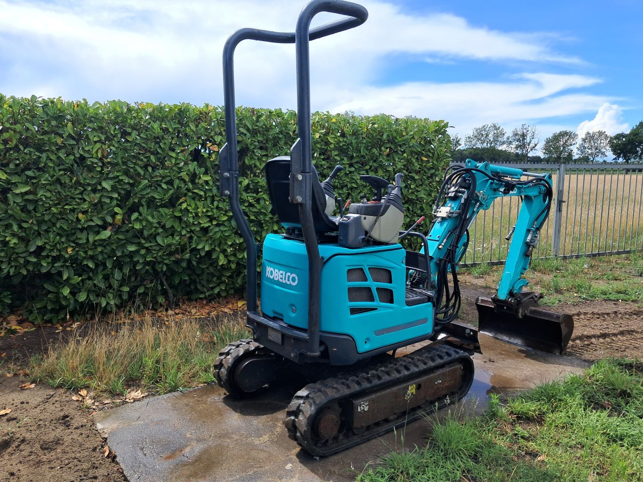 Minigraver Kobelco SK10SR ( Bj 2016 ) Sloop-sorteer / Minikraan