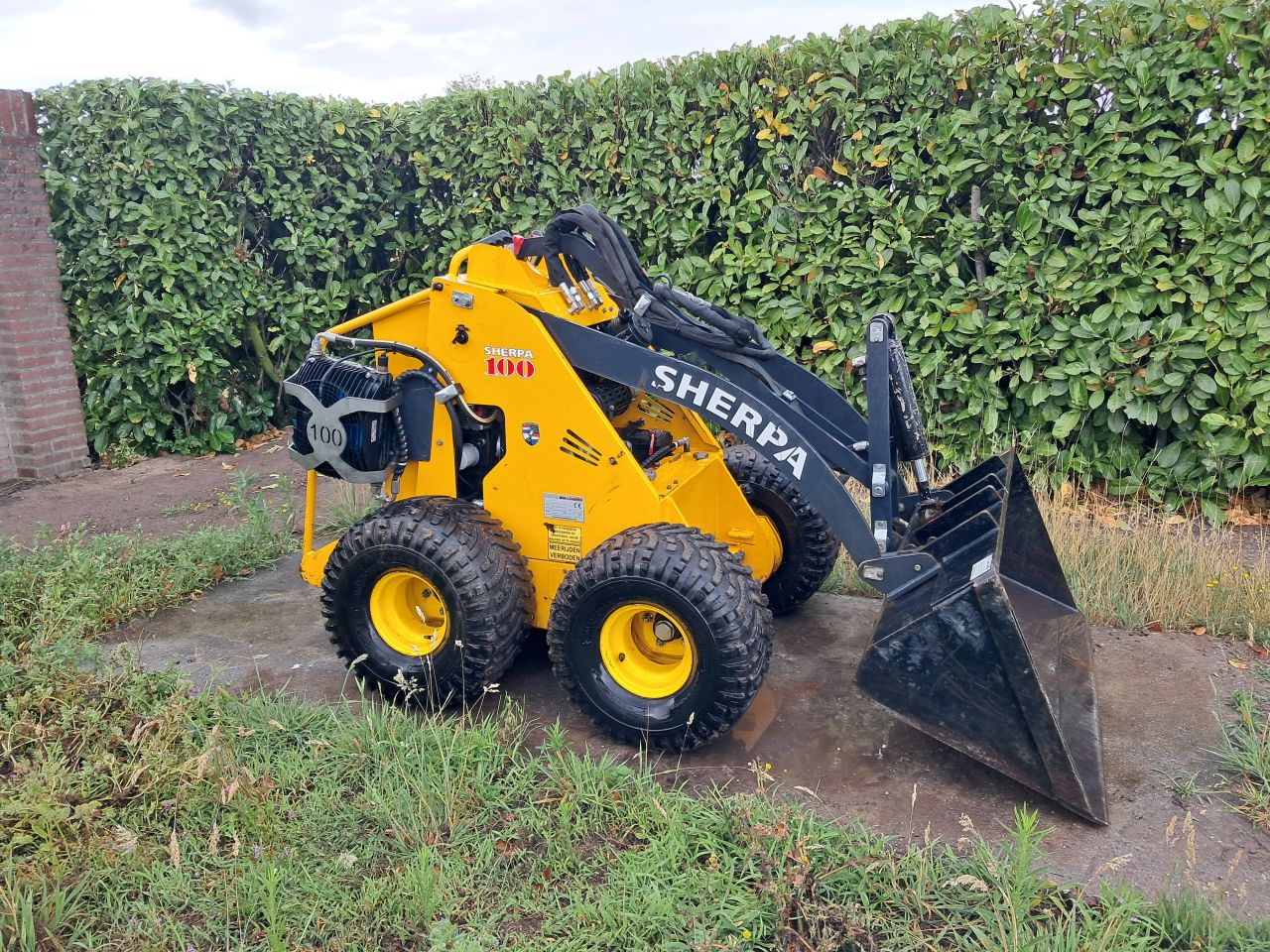 Sherpa 100 Diesel ( Bj 2018 ) Kubota / Giant / Skidster / Shovel